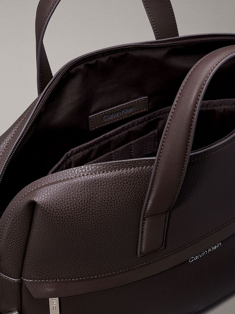 Bolso para Portátil Ck Must Café Calvin Klein-2