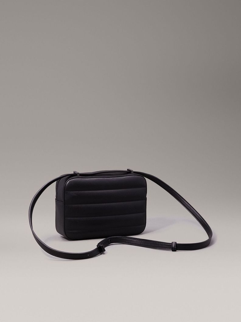 Bandolera Line Quilt Negro Calvin Klein-1