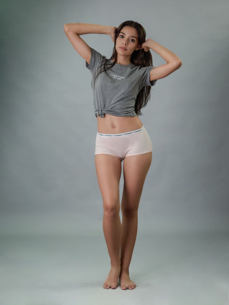 Calzón Hipster Modern Mujer Logo Rosado Calvin Klein-1
