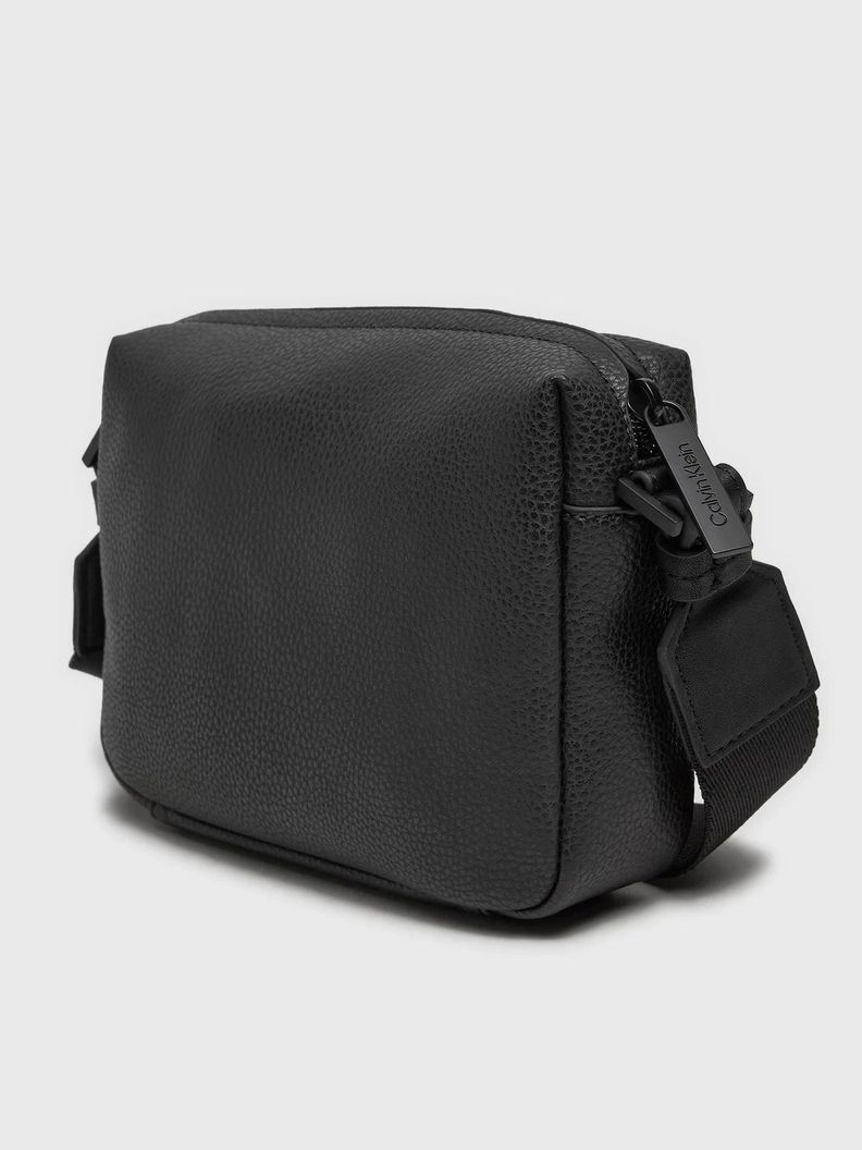 Bolso Crossbody Ck Must Negro Calvin Klein-5