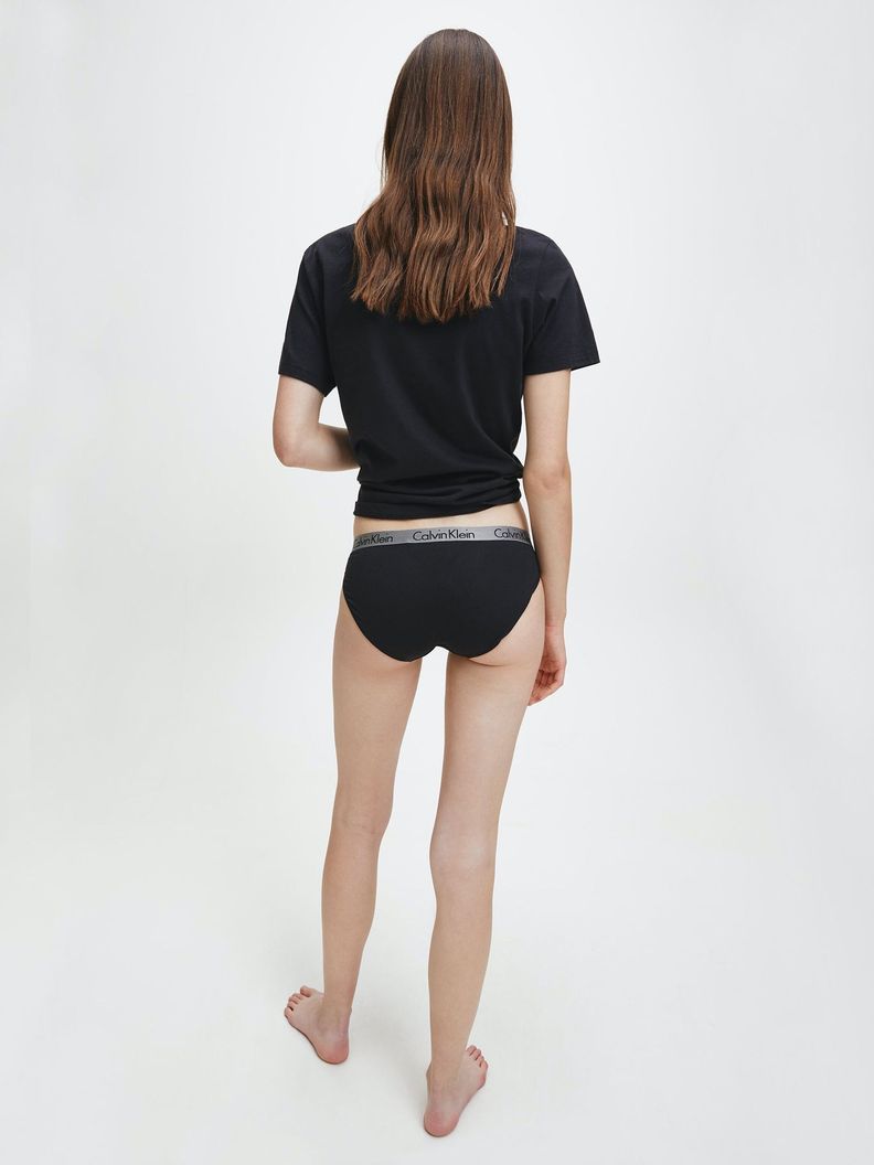 Calzón Bikini Radiant Cotton 001 Negro Calvin Klein-2