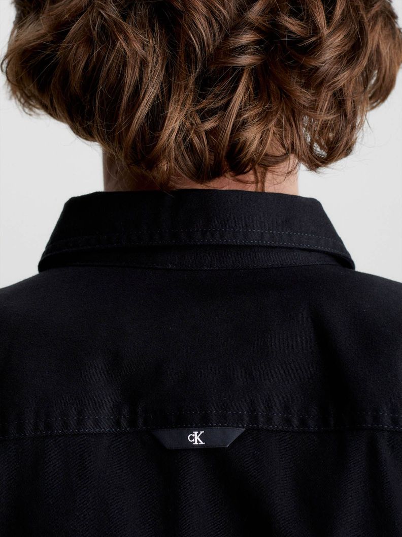 Camisa Monologo Badge Relaxed Negro Calvin Klein-3