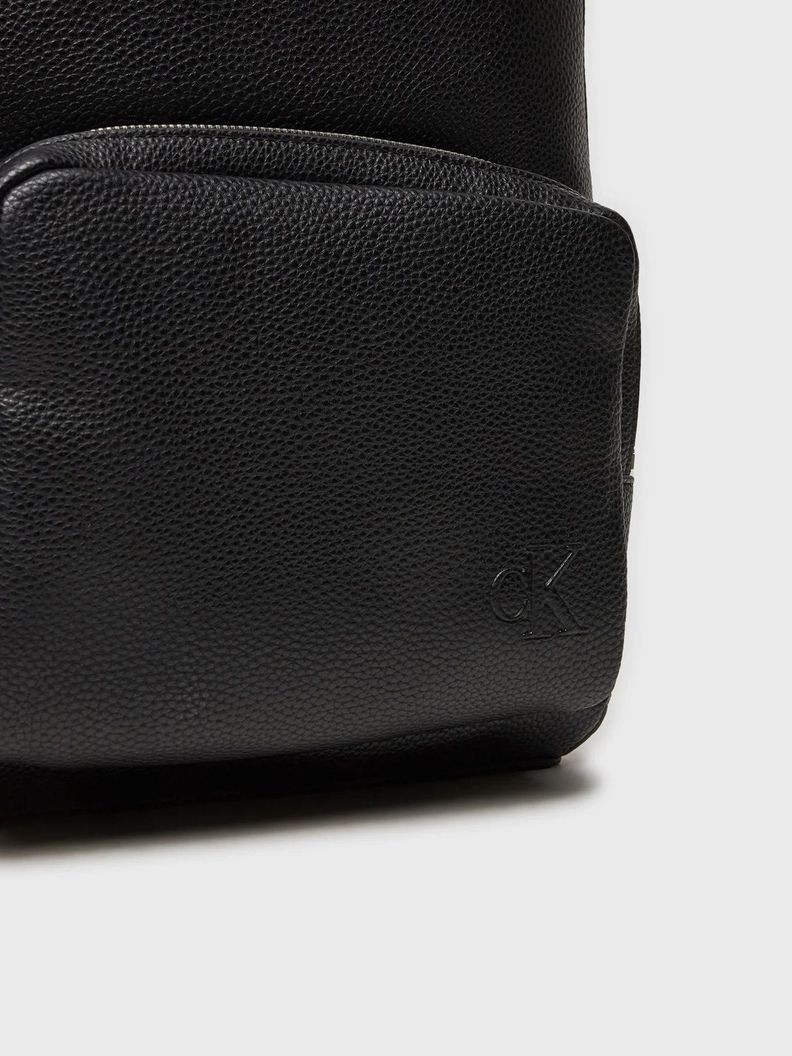 Mochila Ultralight Campus Negro Calvin Klein-3