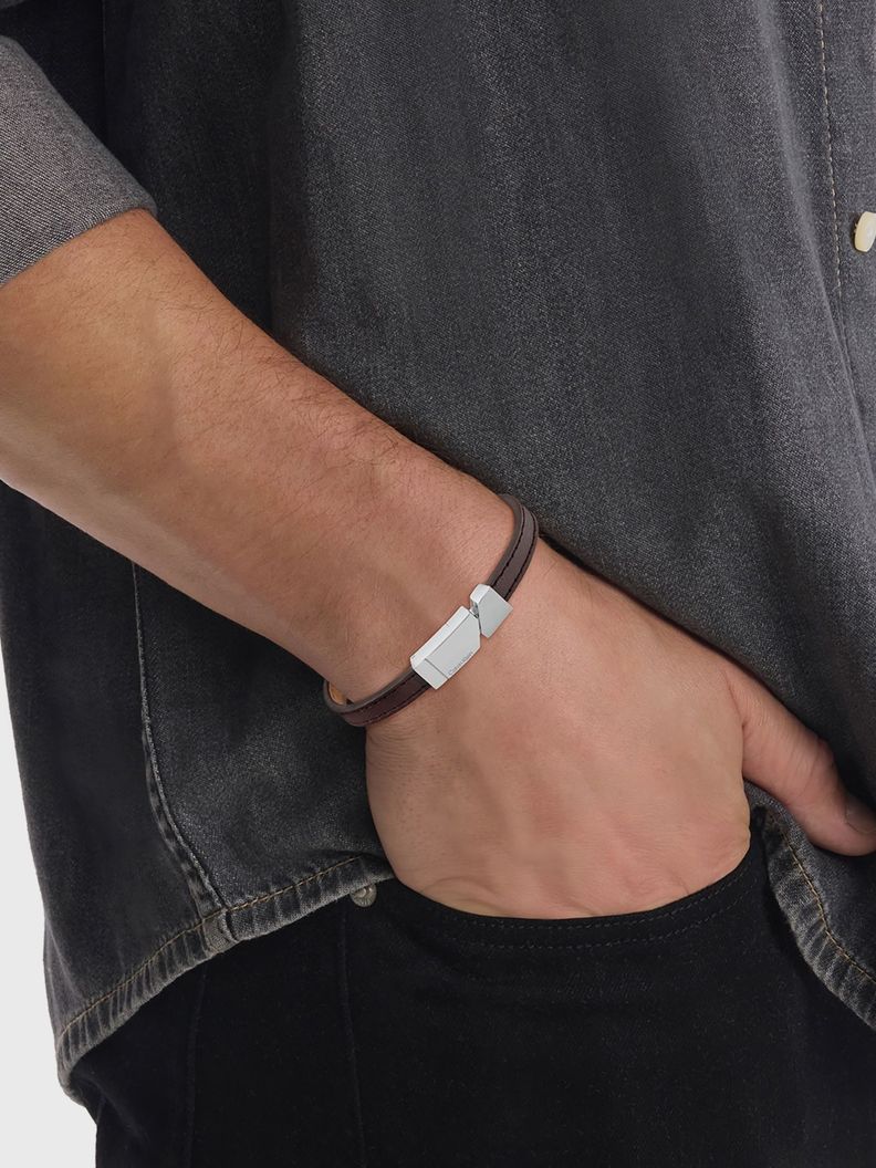 Pulsera de Cuero Asymmetric Tag Café Calvin Klein-2