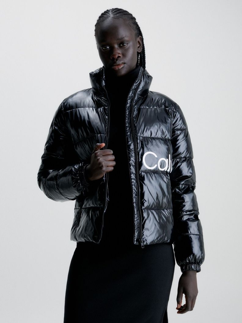 Parka Shiny Short Fitted Negro-0