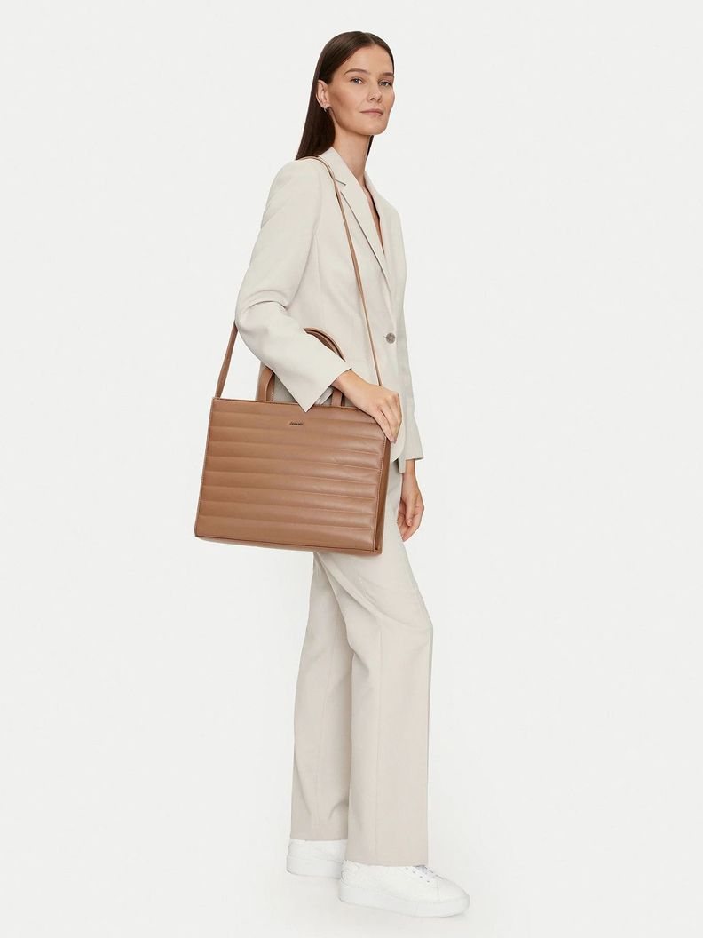 Cartera Tote Line Quilt Beige Calvin Klein-4