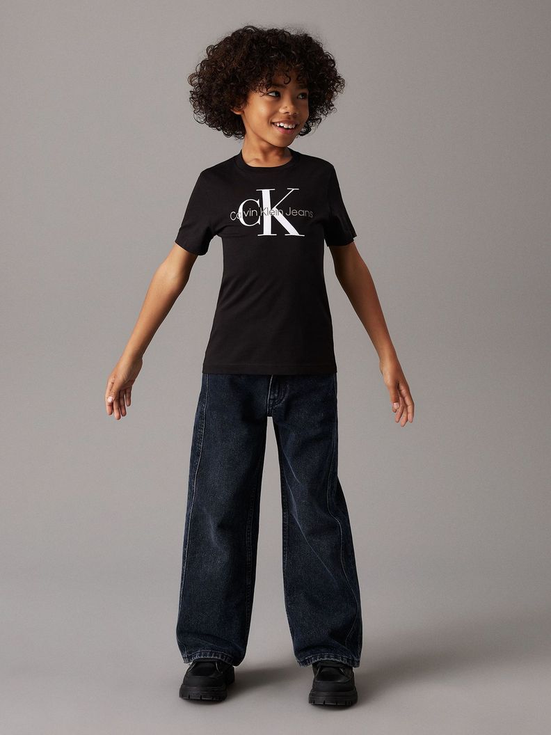 Polera Niño CK Monogram Negro Calvin Klein-2