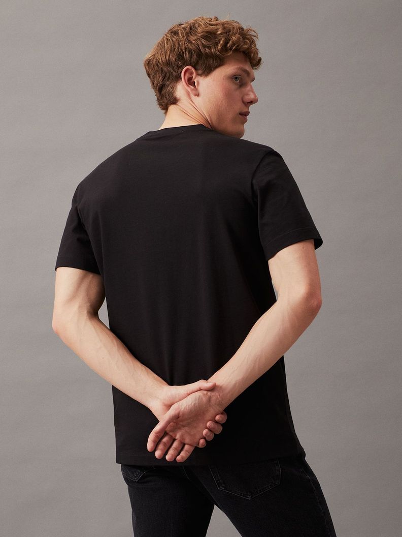 Polera Monologo Applique Negro Calvin Klein-2