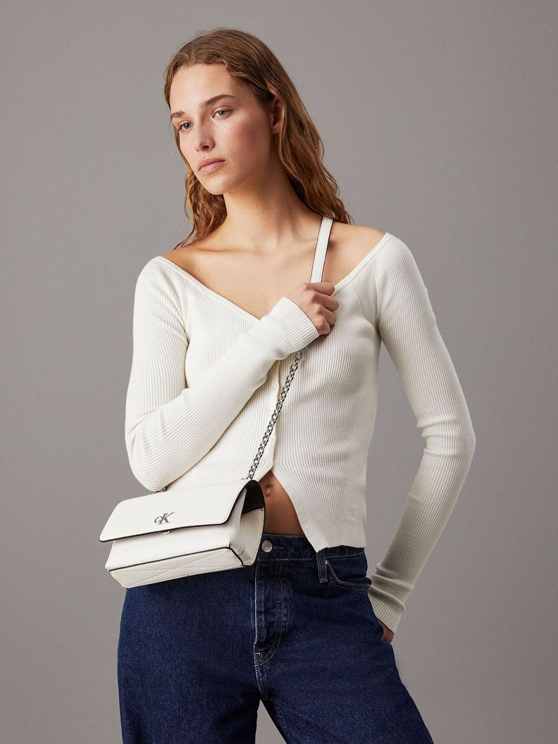 Cartera Minimal Monogram Blanco Calvin Klein-4