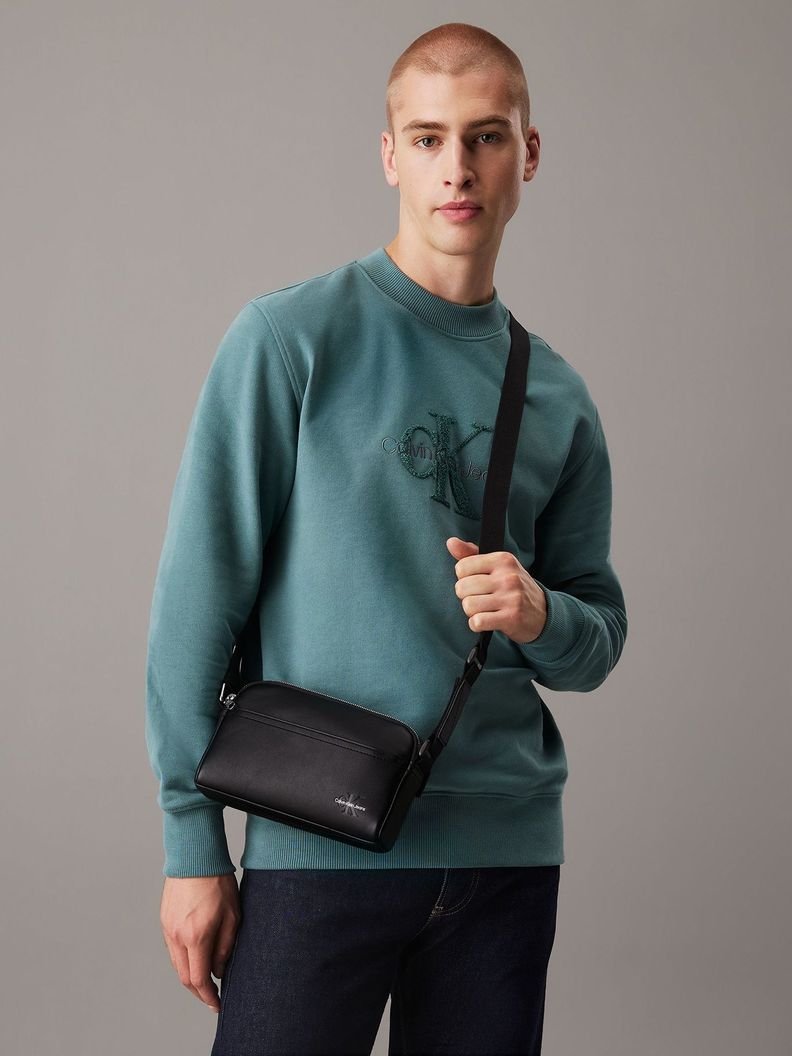 Bolso Crossbody Monogram Soft Negro Calvin Klein-1