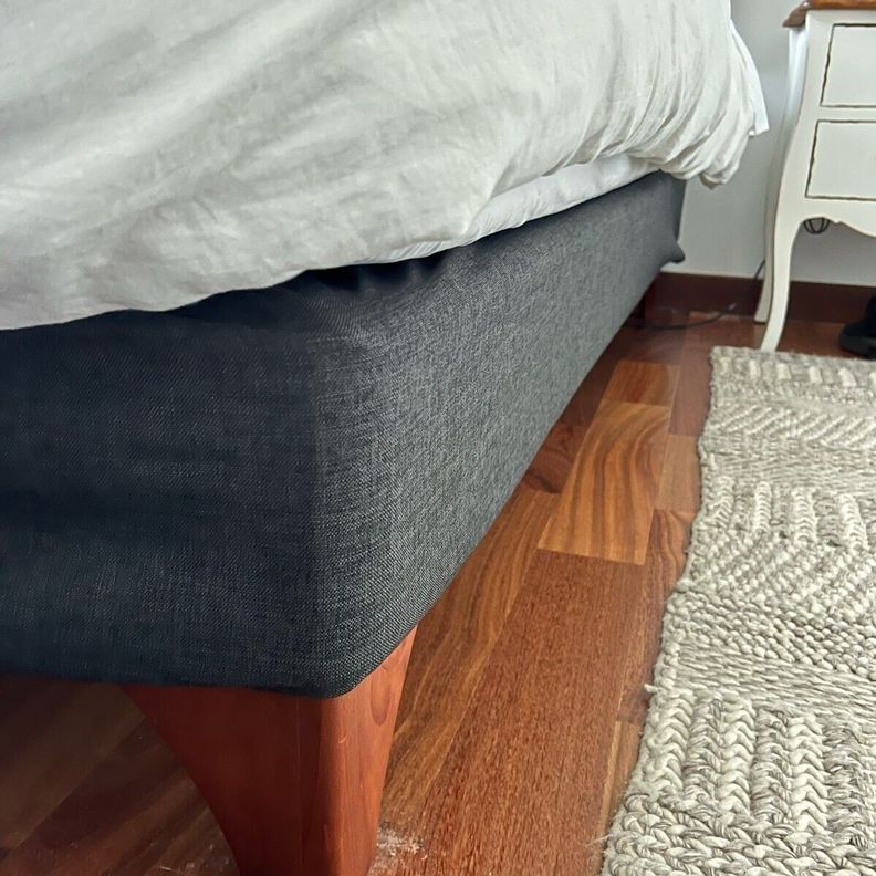 Faldón Elasticado Nido 1.5 Plaza Gris Oscuro Casa Cecilia-1