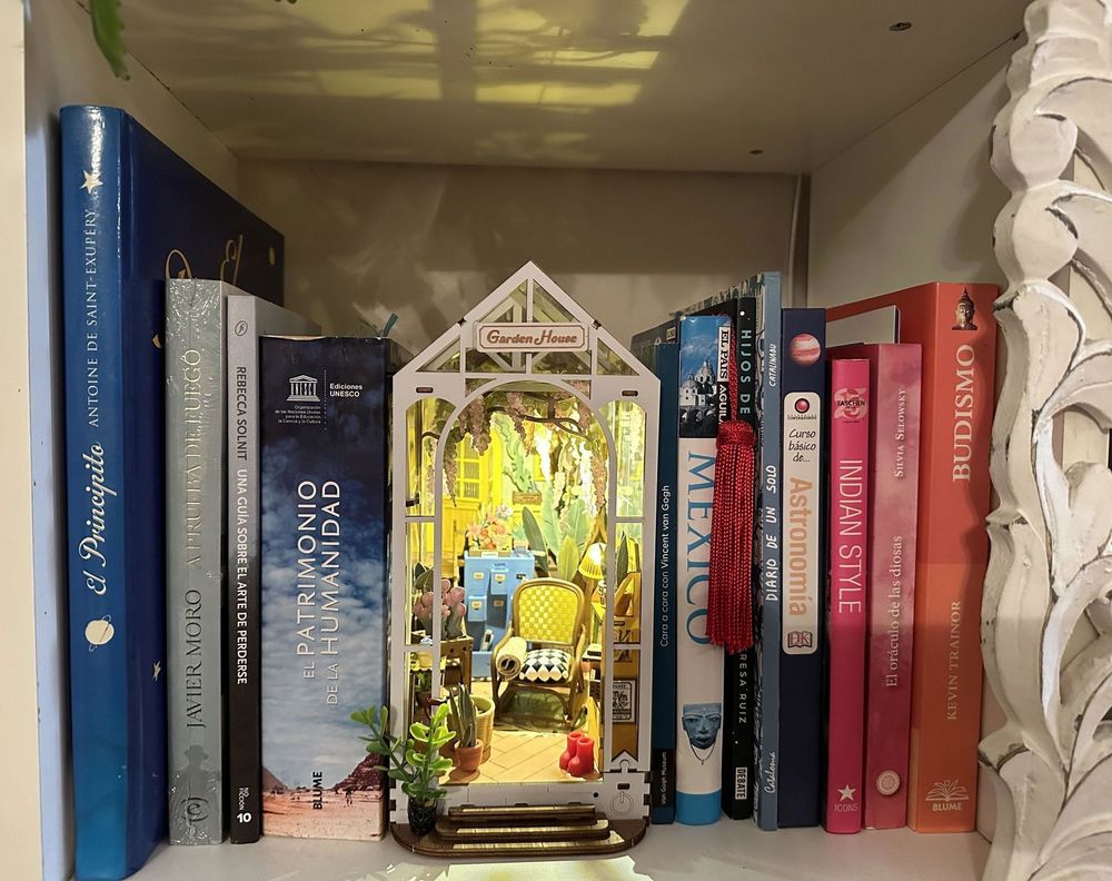 Separador de Libros Puzzle 3D de Madera Garden House - Robotime-6