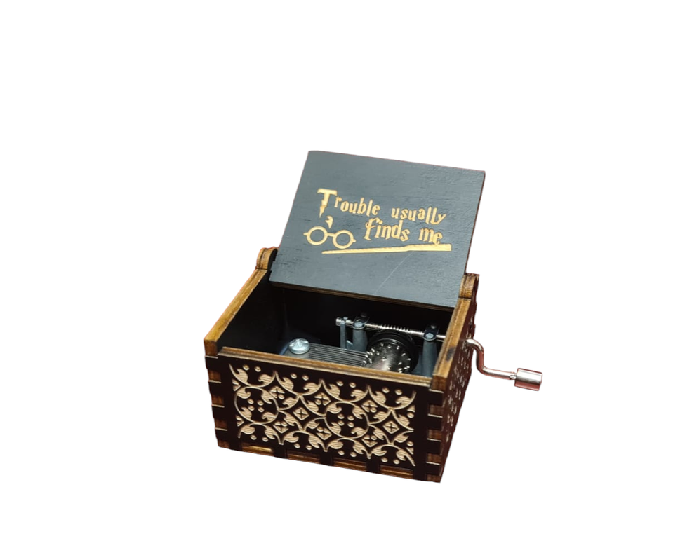 Caja Musical a Manivela “Trouble Usually Finds Me” Harry Potter-0