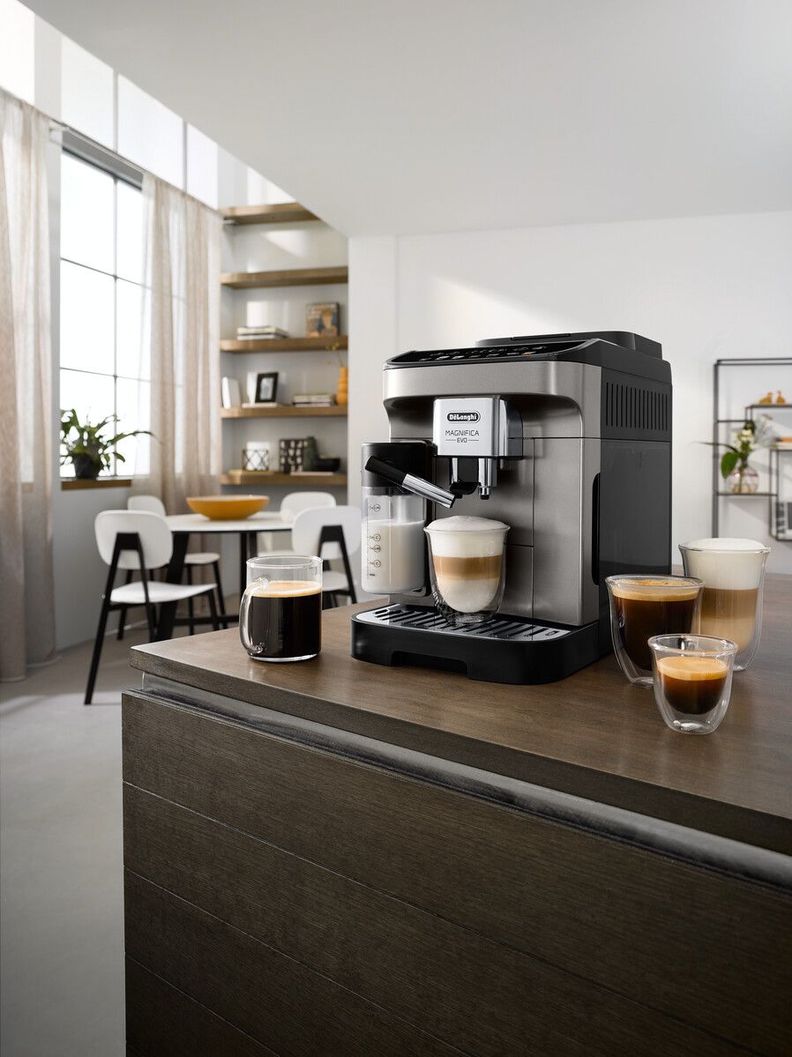 Cafetera Magnifica Evo Latte-4