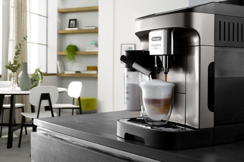 Cafetera Magnifica Evo Latte-5