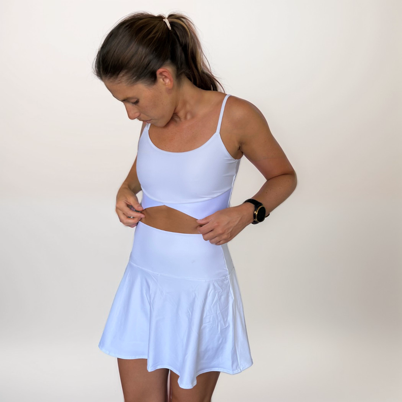 Falda deportiva White con calza short y bolsillo incluido-0