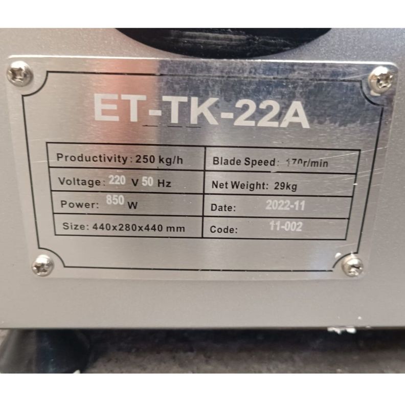 Moledora de carne industrial ProChef 22 kg. 250 kg/hora-6
