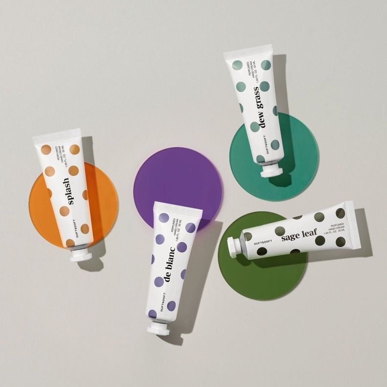Set de 4 miniaturas de cremas de mano perfumadas-1