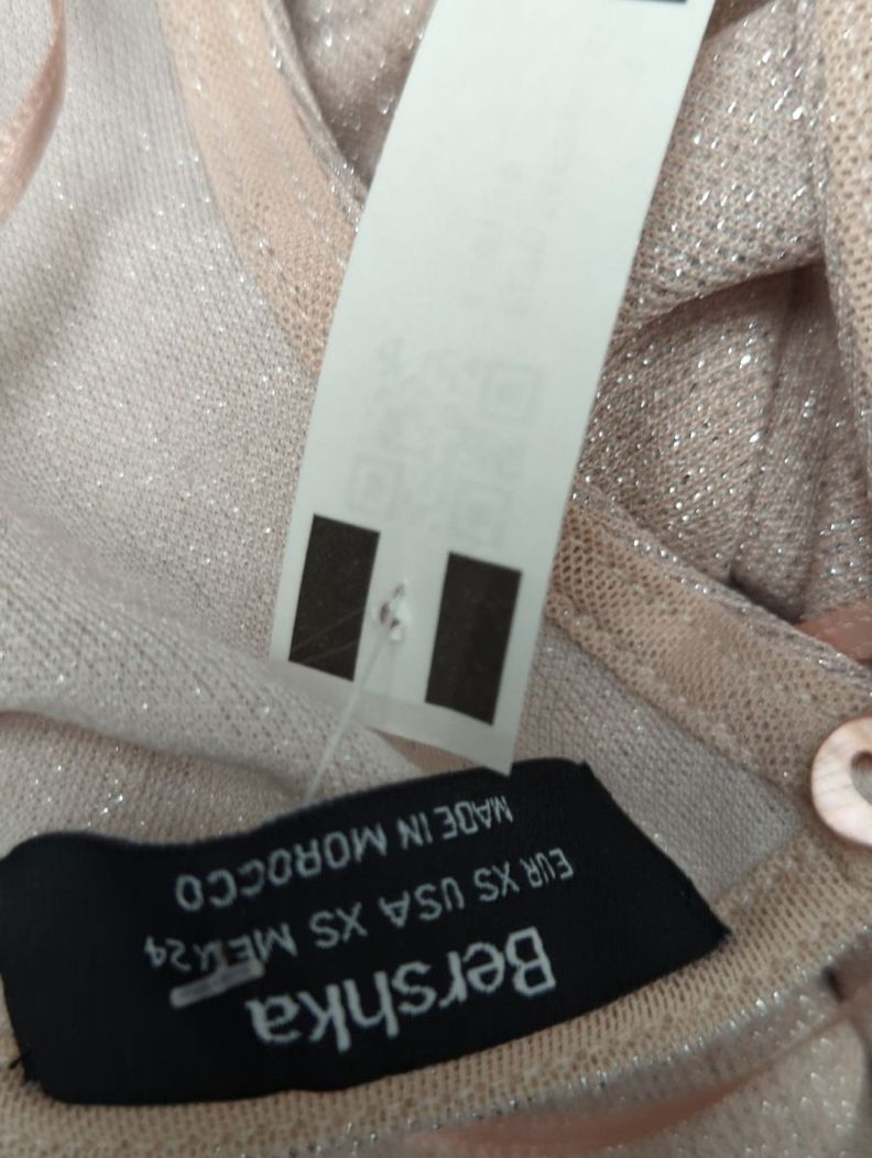 Peto Bershka Talla XS (3019)-3