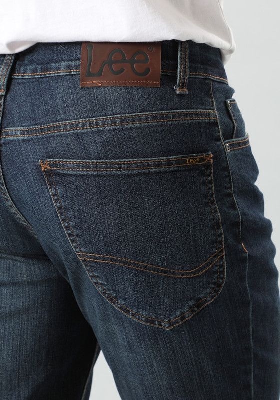 Jeans Lee Brooklyn Classic Straight Fit Azul Oscuro-3