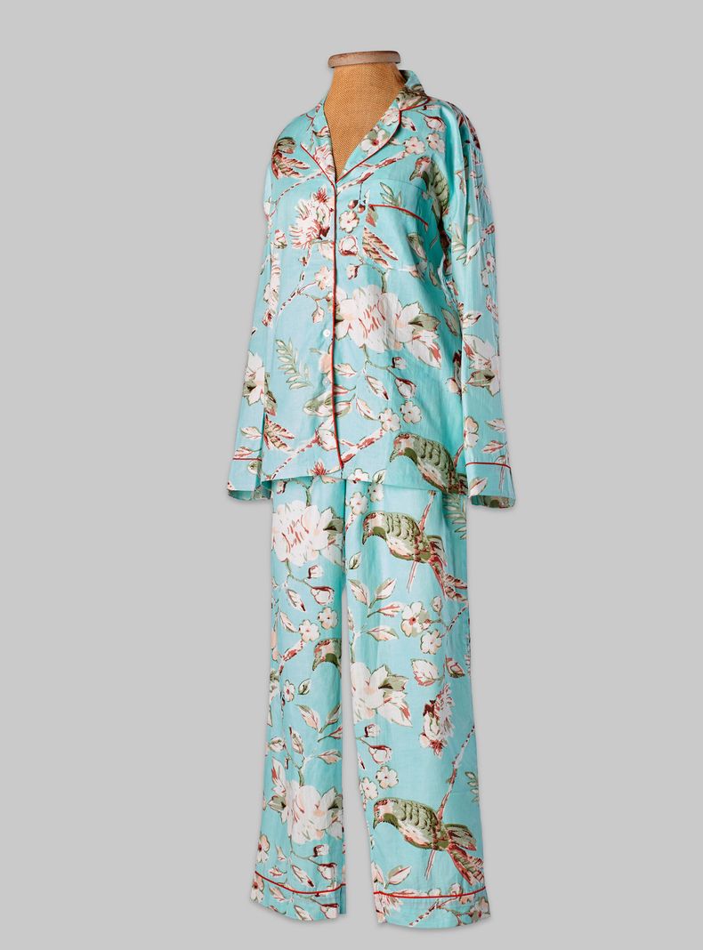 Pijama 2 piezas talla M, pantalón camisa estampado full color bird.-0