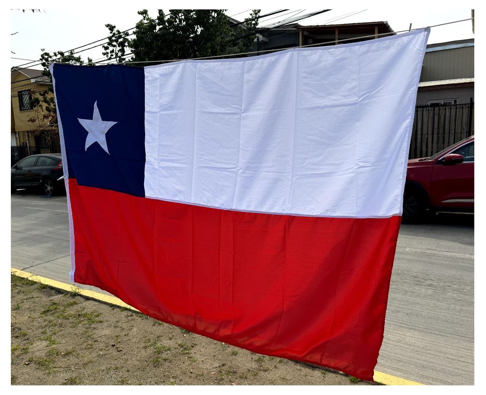 Bandera de Chile 90x135 cm Estrella Bordada Tela Reforzada Repelente al Agua -2