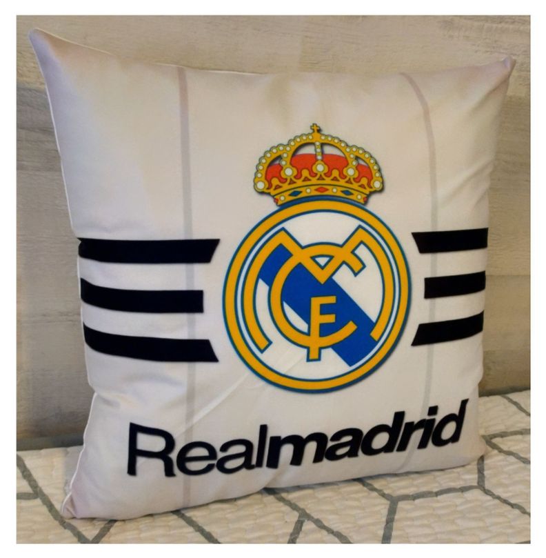 Cojín Felpa 45x45 cm De Real Madrid Extra Suave -2