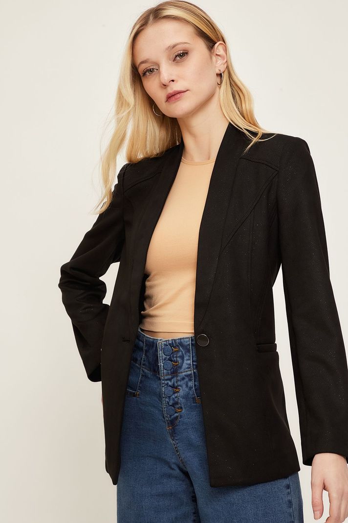 Blazer Liso Negro iO 16020224004102-1