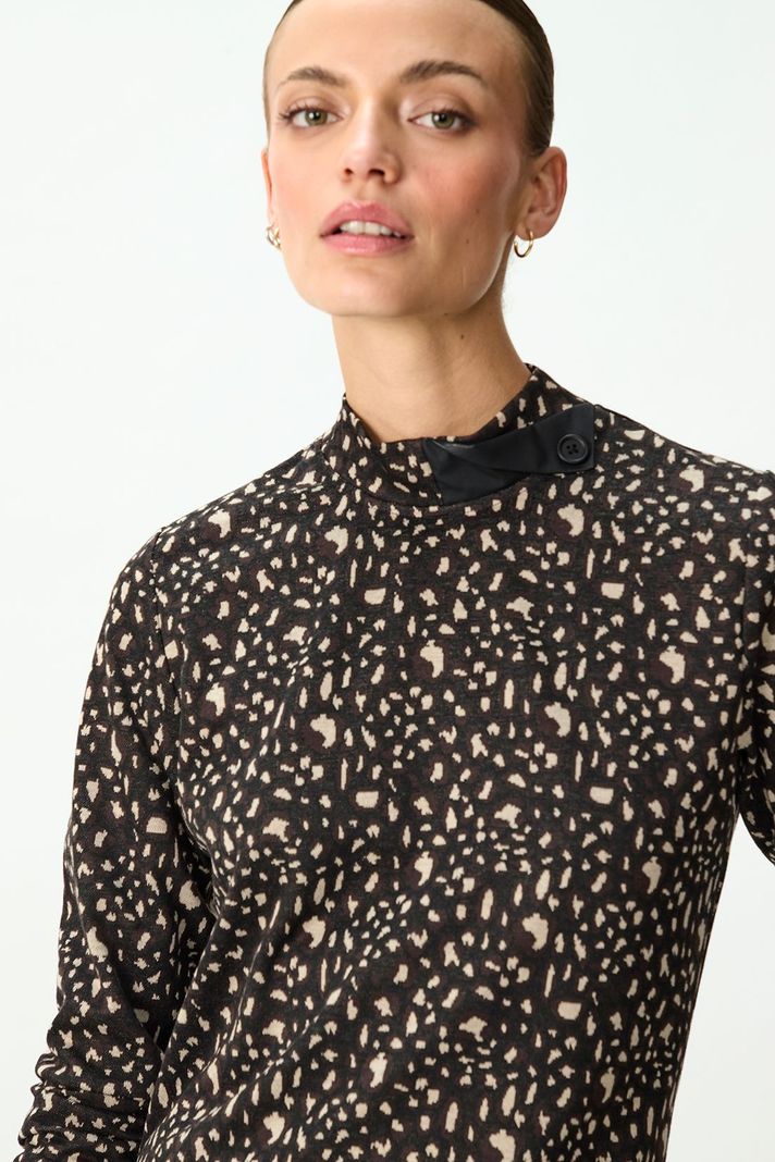 Polera Fantasia Negro 14320125056102-1
