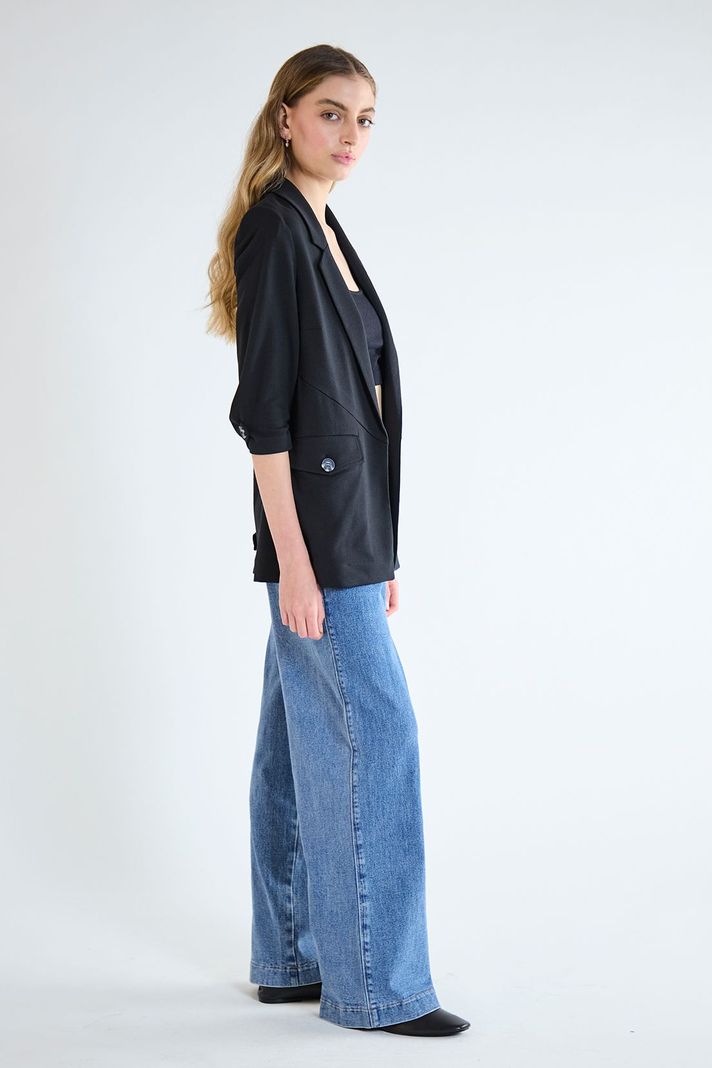 Blazer Liso Negro iO 16020125004102-2