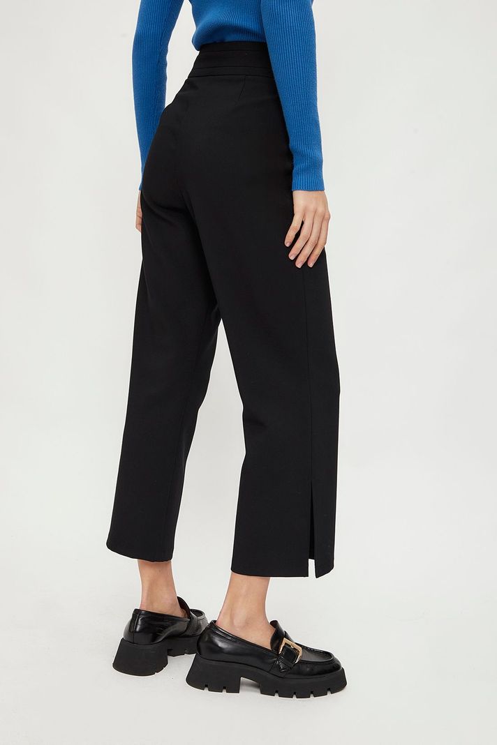 Pantalon Liso Negro iO 11020224010102-4