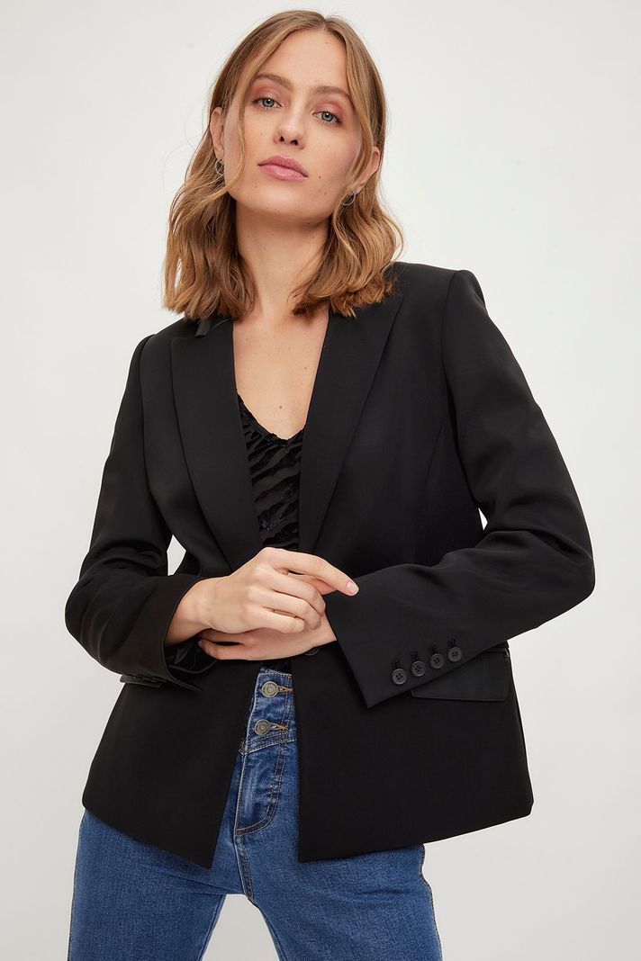 Blazer Liso Negro iO 16020224005102-2