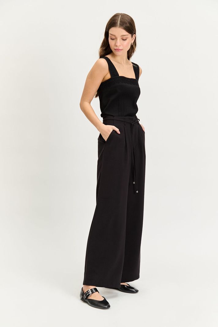 Pantalon Liso Negro iO 11020224017102-3