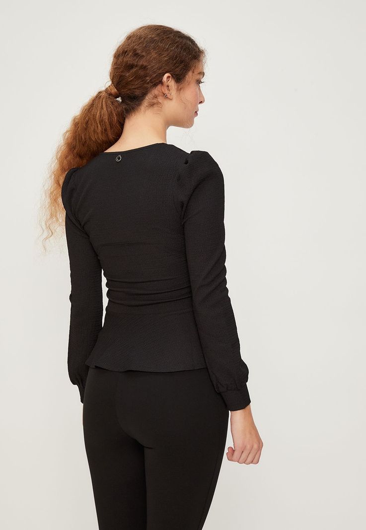 Polera Lisa Negro iO 14220224051102-3
