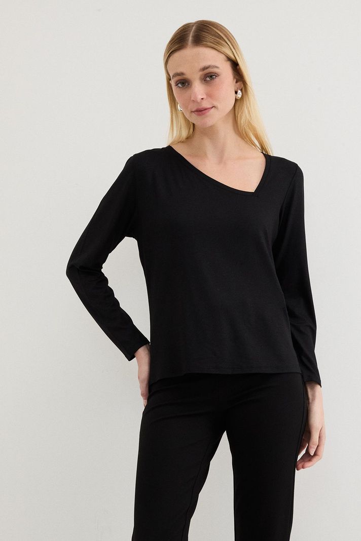 Polera Lisa Negro 14207125006102-0