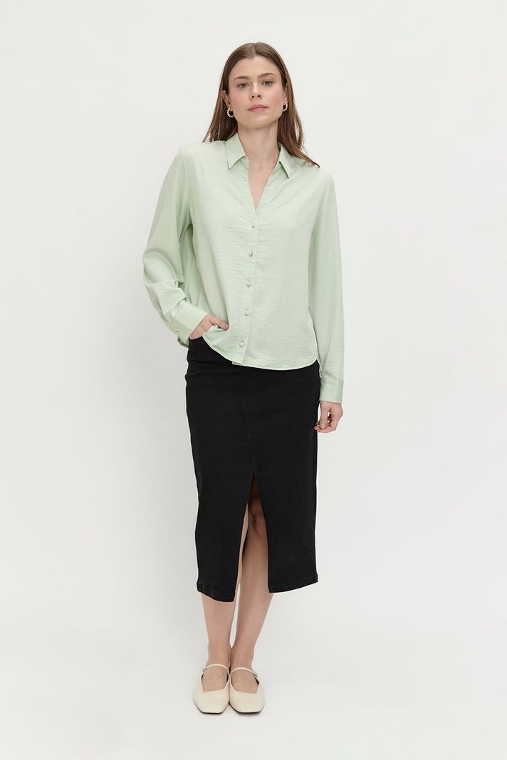 Blusa Camisera Cuello Abierto Verde Ash 14007224055217-4