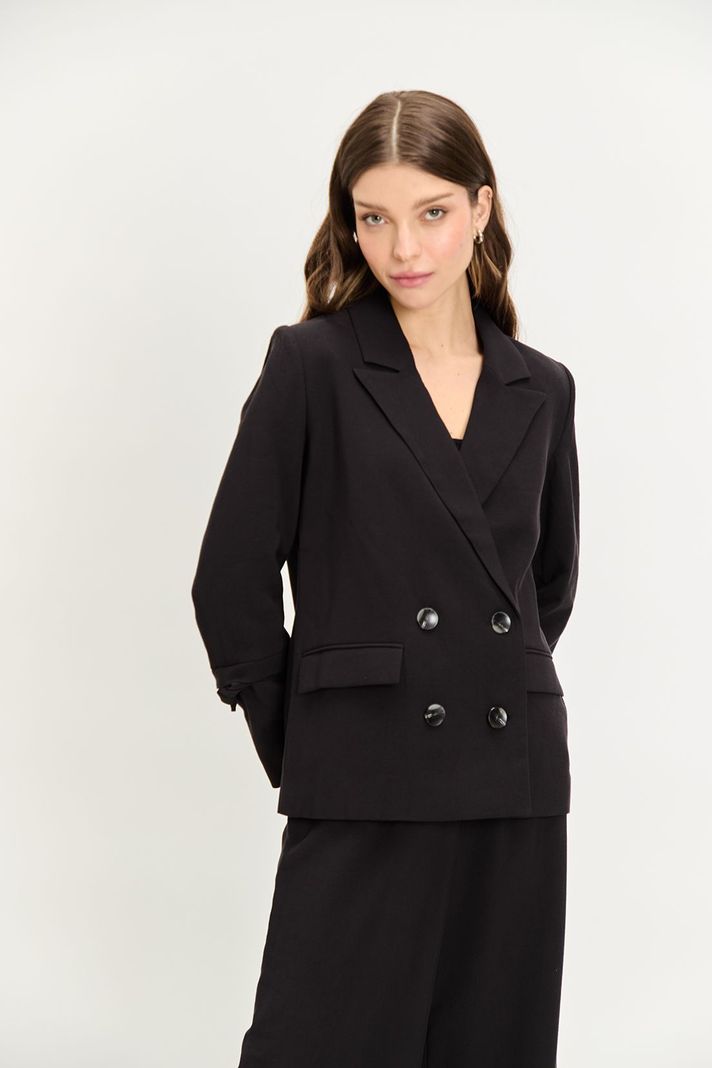 Blazer Liso Negro iO 16020224017102-0