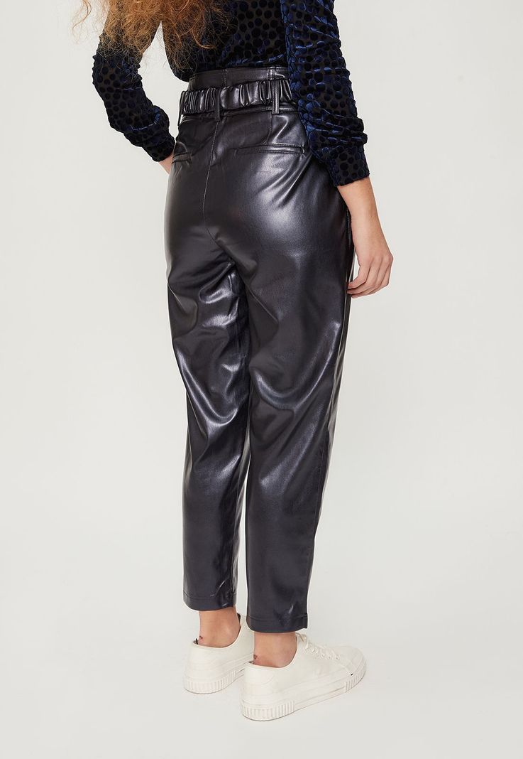 Pantalon Liso Morado iO 11020124017121-3