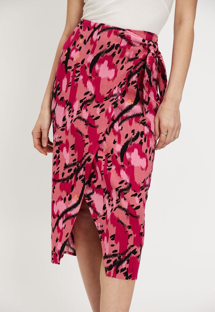 Falda Fantasia Larga coral iO 12420224001133-1