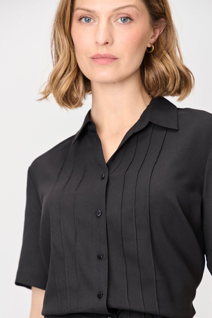 Blusa Camisera Pliegues Negro Ma Griffe 14002224064102-1