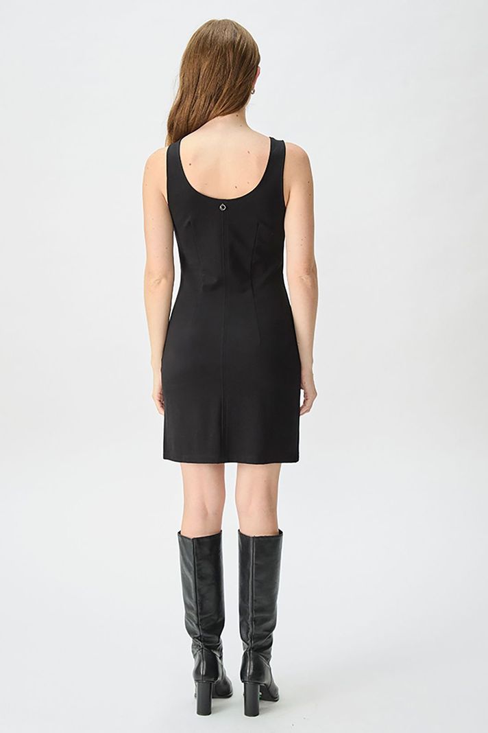 Vestido Liso Negro iO 13020125052102-4