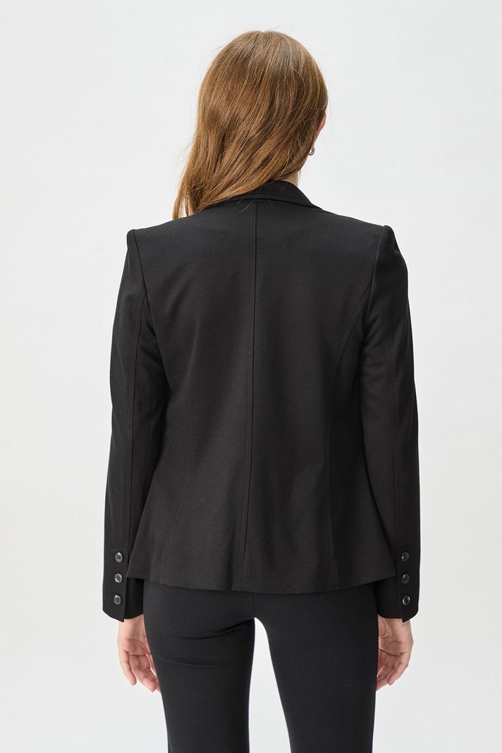 Blazer Liso Negro iO 16020125010102-3