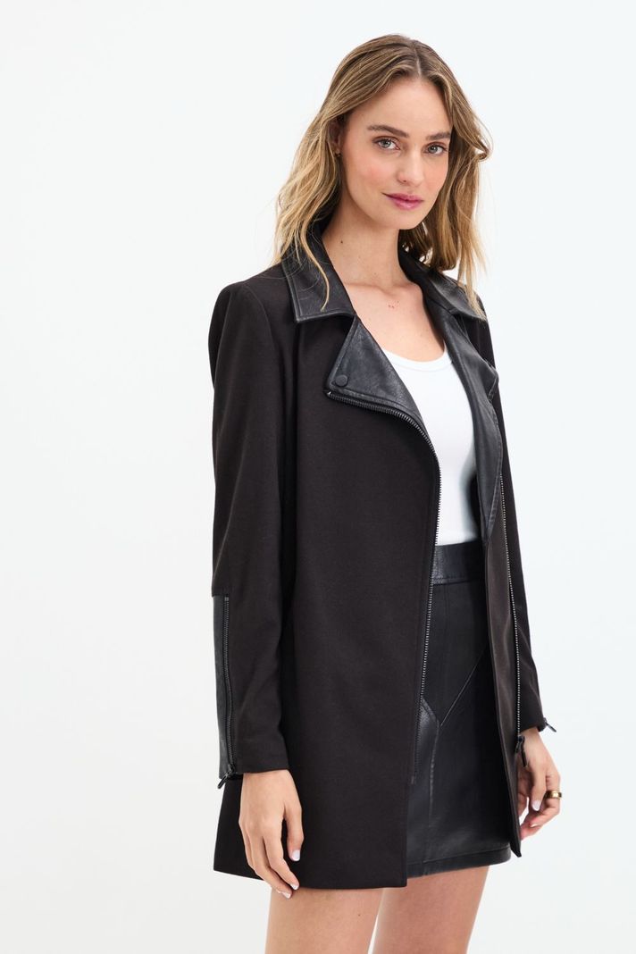 Chaqueton Liso Negro 17220125001102-0