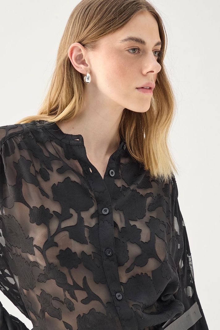 Blusa Manga Larga Lisa Negro 14007125056102-0