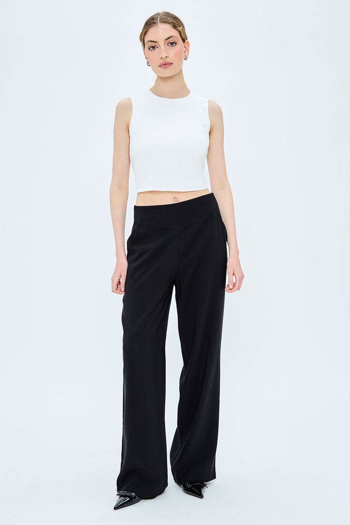 Pantalon Liso Negro iO 11020224059102-0