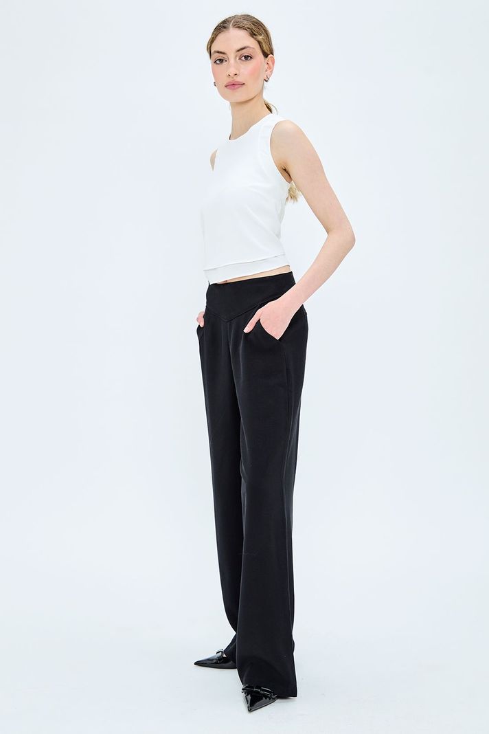 Pantalon Liso Negro iO 11020224059102-3