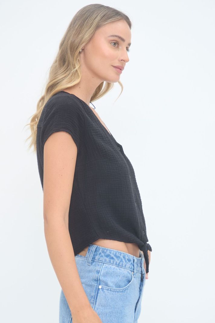 Blusa Lisa Negro iO 14020224072102-3