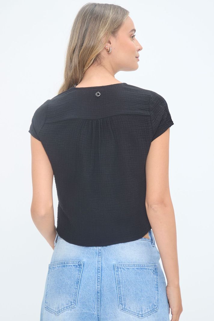 Blusa Lisa Negro iO 14020224072102-4