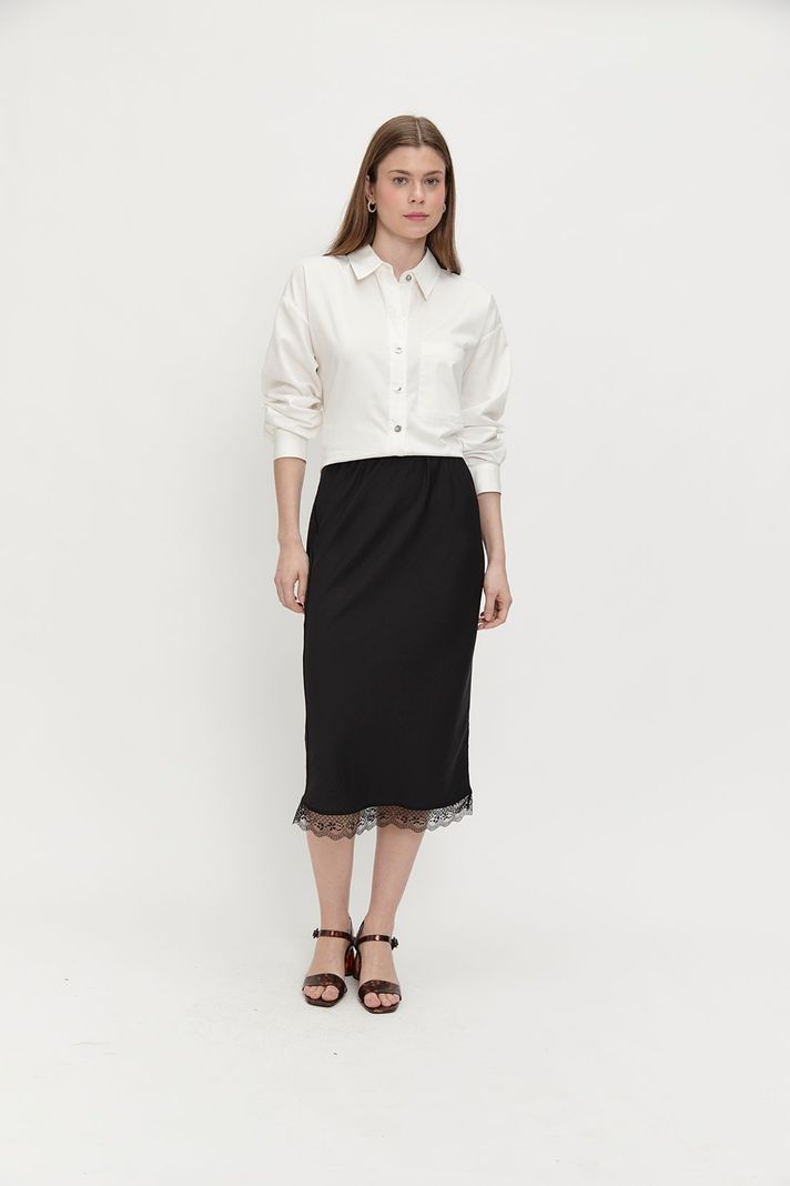 Falda Lisa Encaje Negro Ash 12307224050102-0