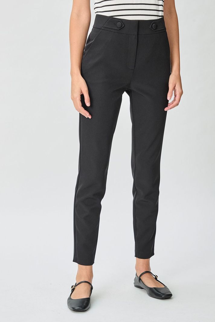 Pantalon Liso Negro iO 11020125005102-1